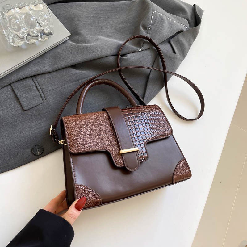 Ladies New Fashion Crossbody Bag - AMOCARTb25d1959c5abb417ba1dee77b6047974